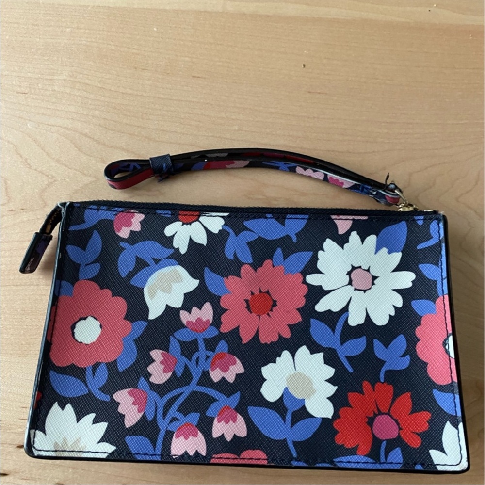 Kate Spade Large Floral Wristlet EUC - Picture 3 of 5